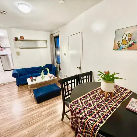 2 Bedrooms Apartment 1 Stop From Manhattan - Free Parking And First Floor !